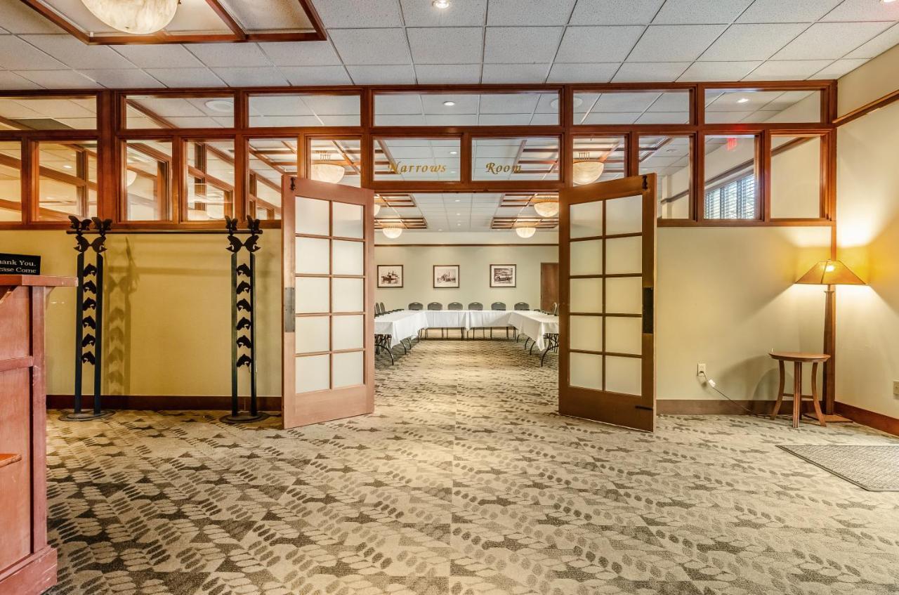 The Inn At Gig Harbor Bagian luar foto